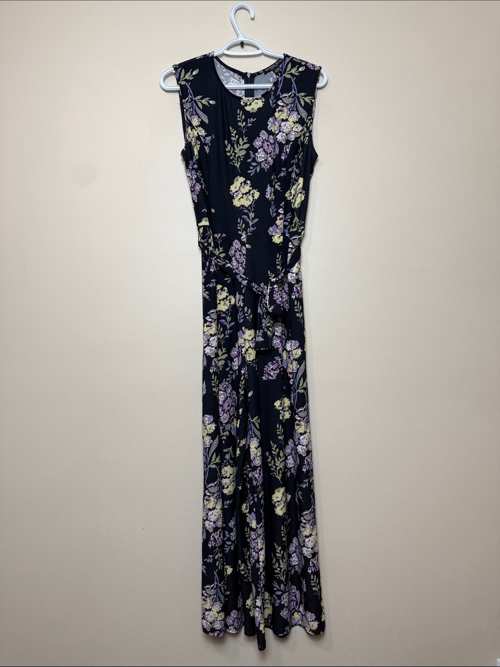Beechers Brook Sleeveless Black Floral jumpsuit  Flowers size  XL